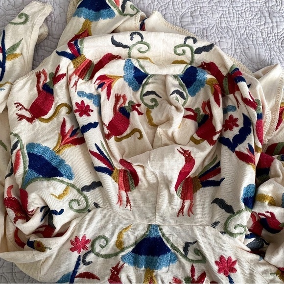 Johnny Was Sweater Druoin Short Hoodie Floral Cotton Embroidered Ivory XS GUC - Picture 8 of 10